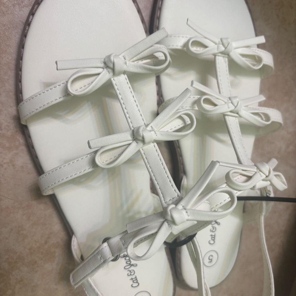 Sandals - Picture 2 of 4